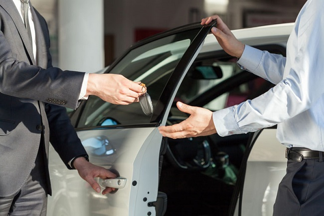 6 ĐIỀU CẦN LƯU Ý KHI THUÊ XE DU LỊCH MÀ BẠN NÊN BIẾT